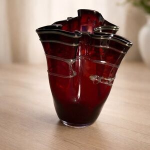 Paul Bendzunas handkerchief vase hand blown ruby red signed